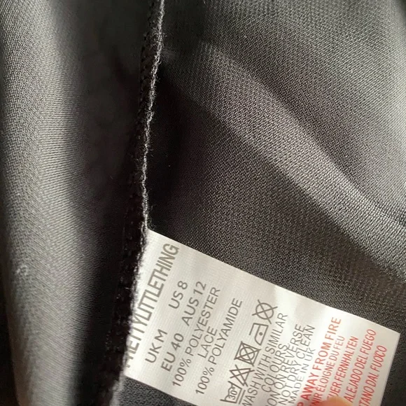 PRETTY LITTLE THING - Black Lace Robe - Picture 3 of 5